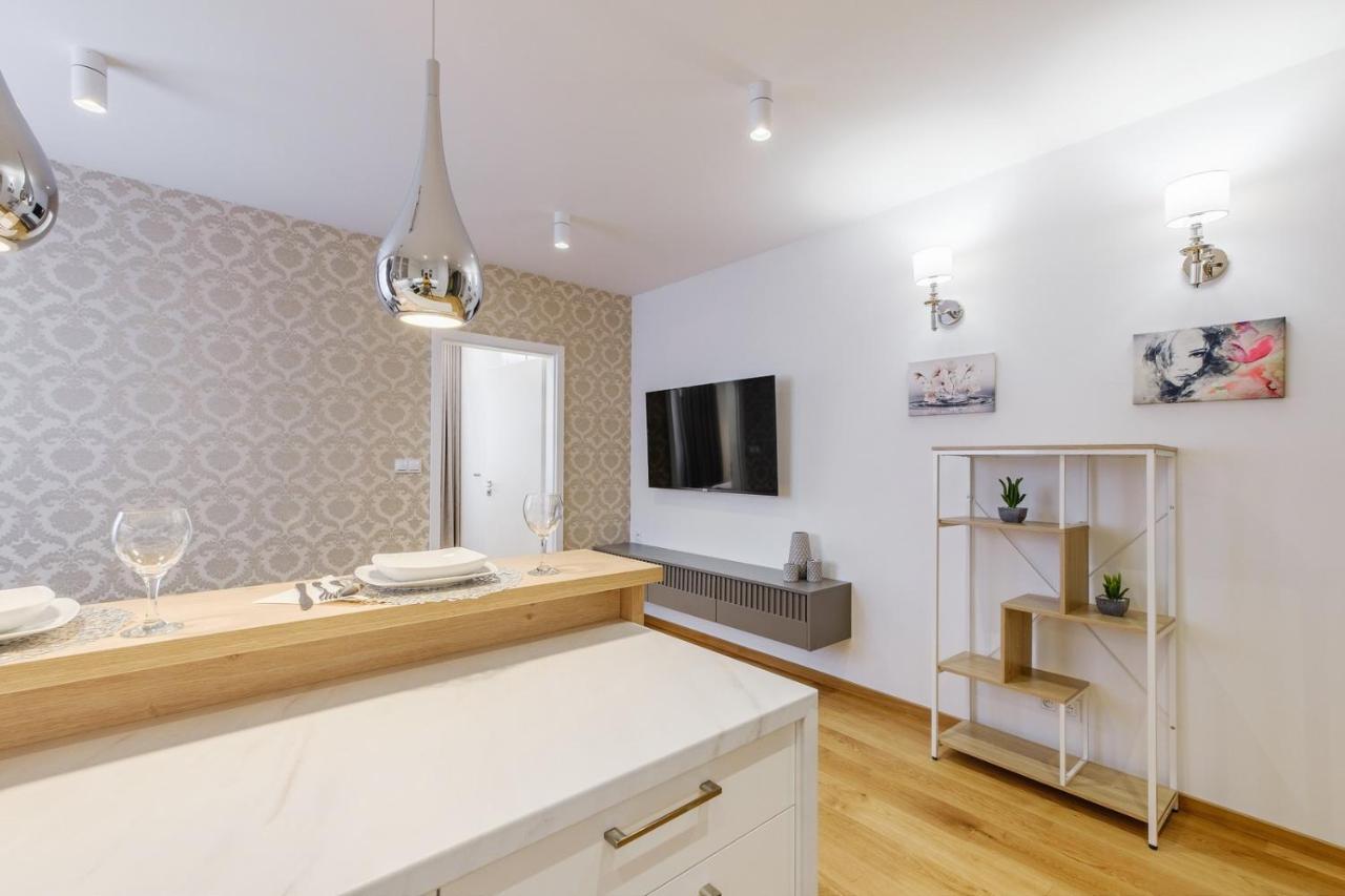 Florencja - Nowy Apartament W Centrum Miasta Z Klimatyzacja Oraz Zadaszonym Parkingiem W Cenie Nowy Targ Exteriér fotografie